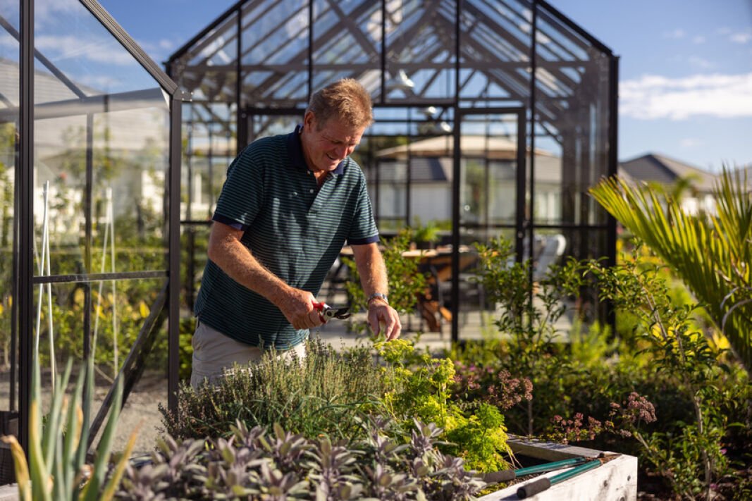 Exploring The Village Common of Pacific Lakes